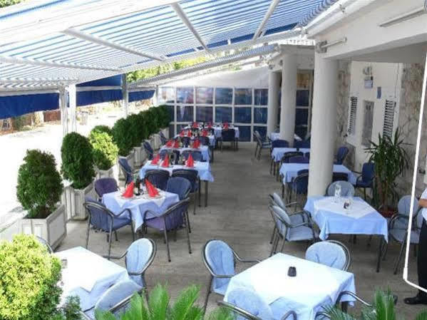 Guesthouse Aurora Трпань Экстерьер фото